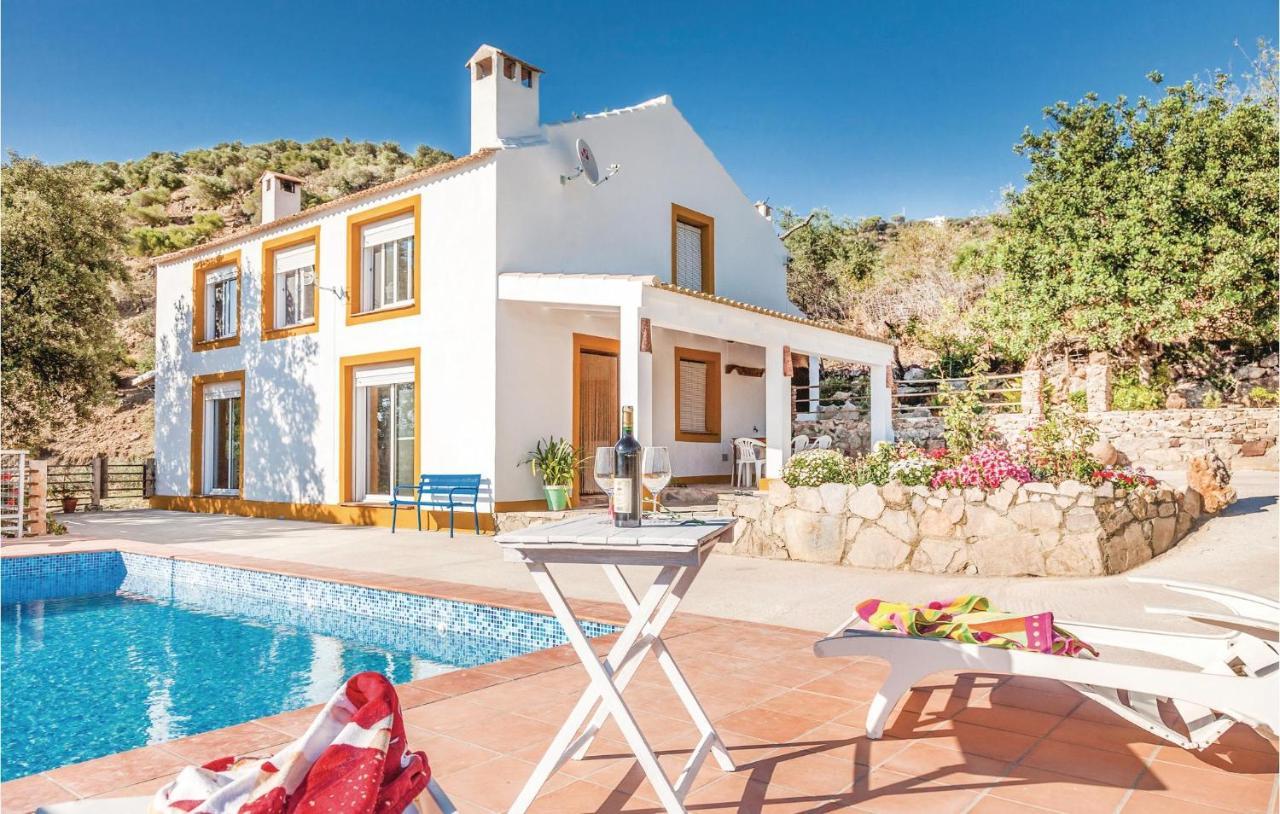 Awesome Home In Cadiz With Swimming Pool エル・ガストル エクステリア 写真